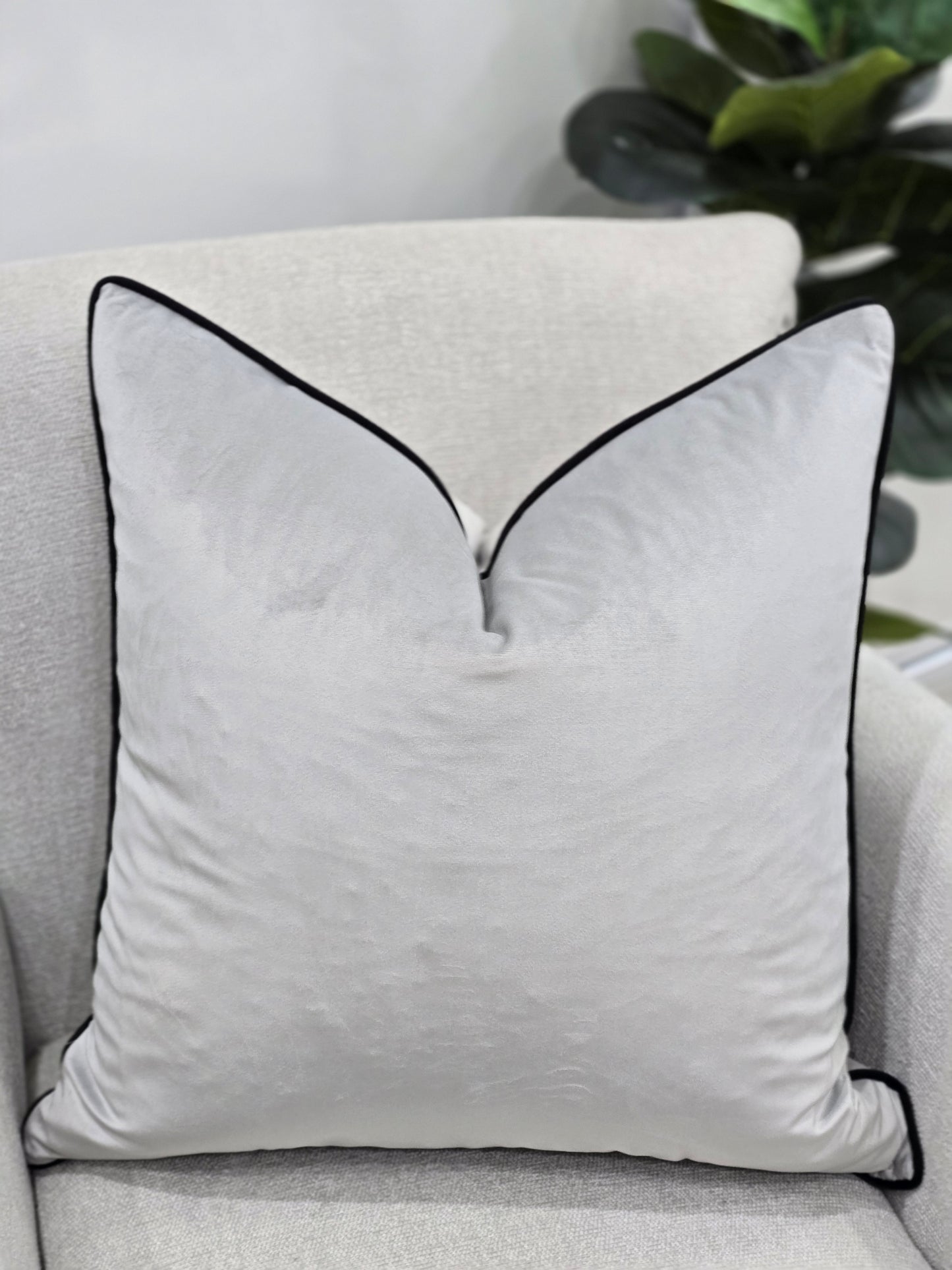 Rozan cushion