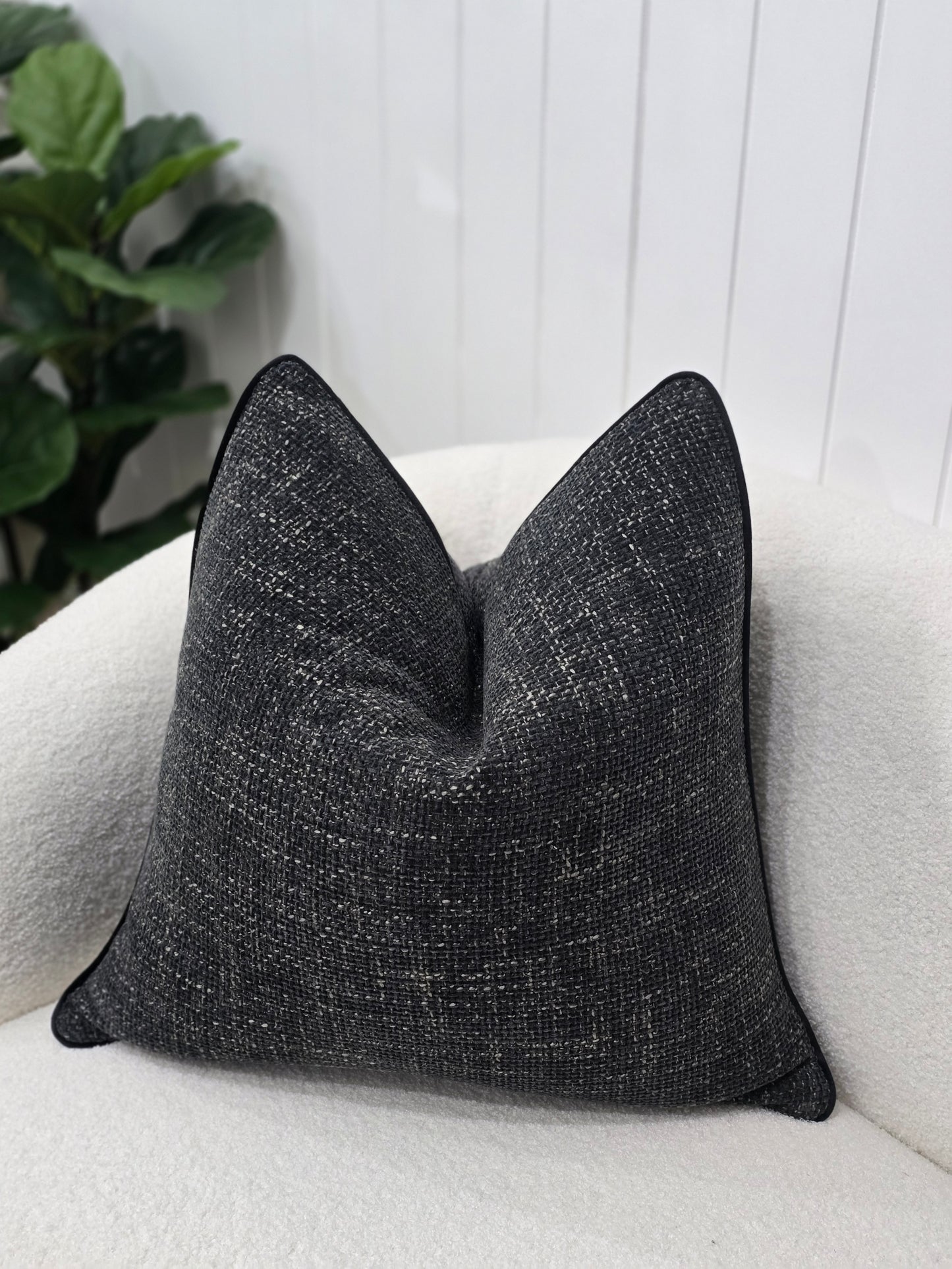 Salin cushion