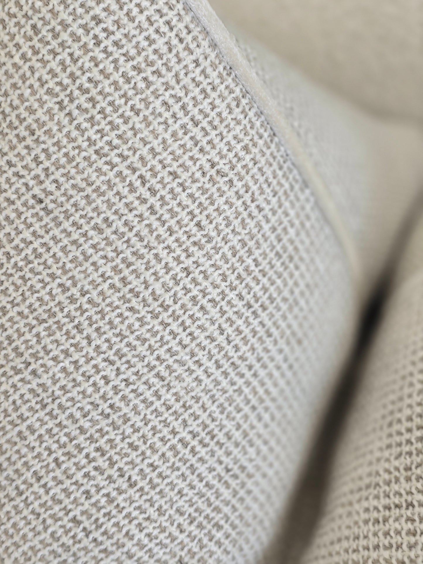 Sayran cushion