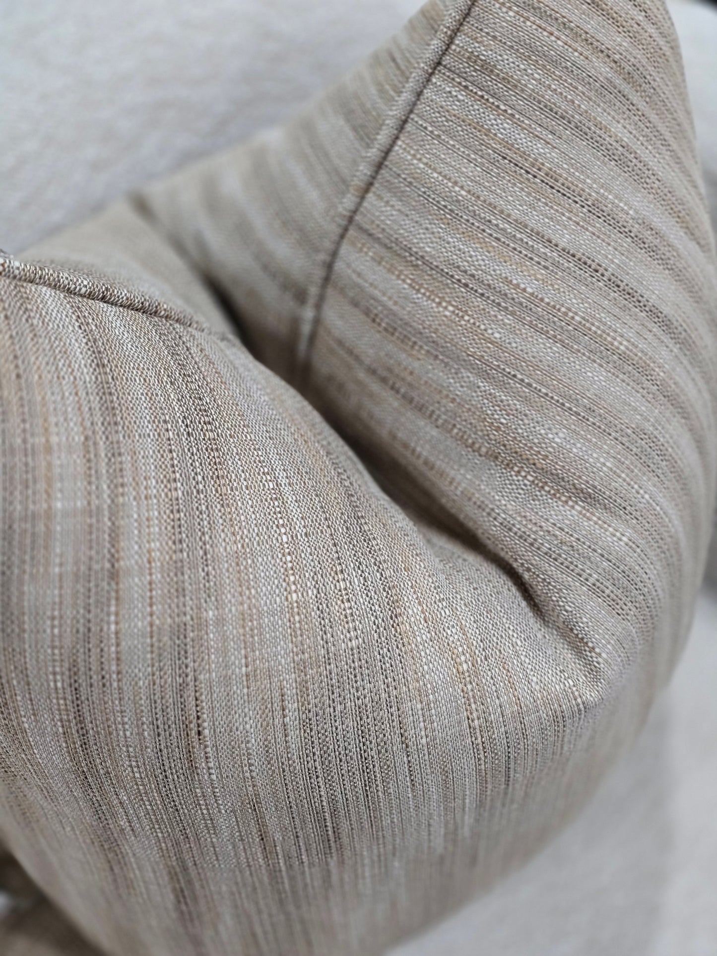 Nellie cushion