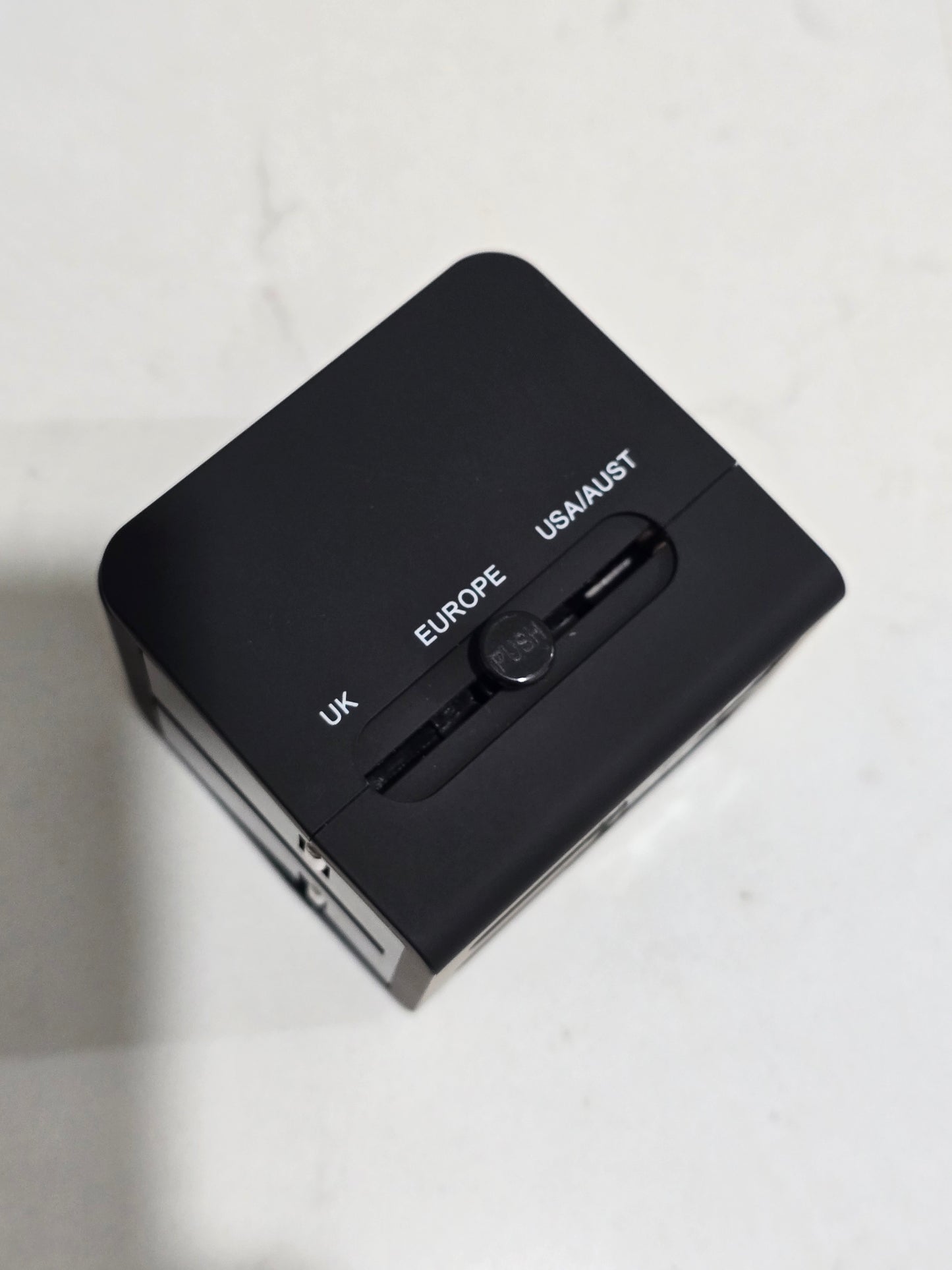Ramadan multi nation travel adapter with usb charger