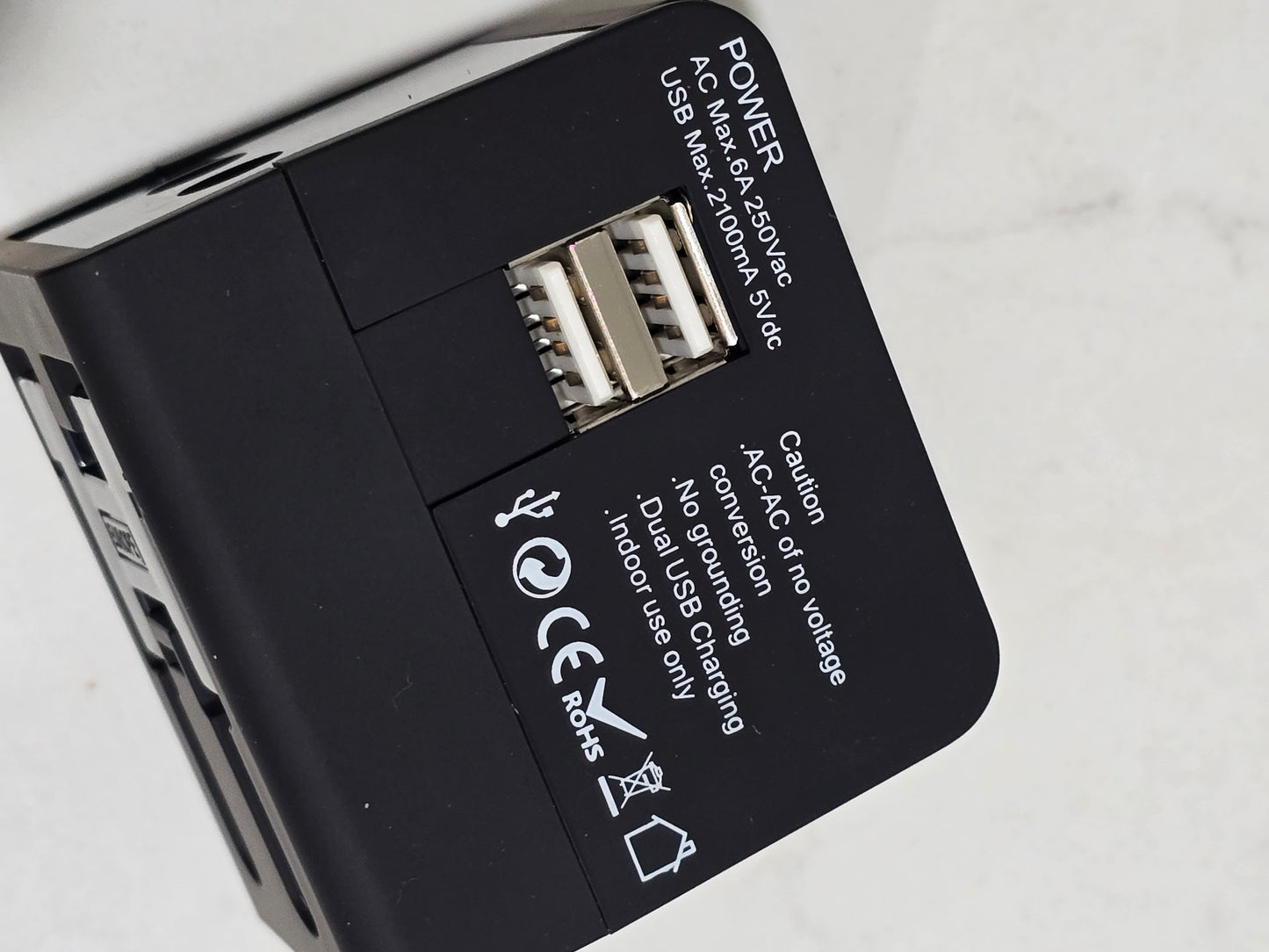 Ramadan multi nation travel adapter with usb charger