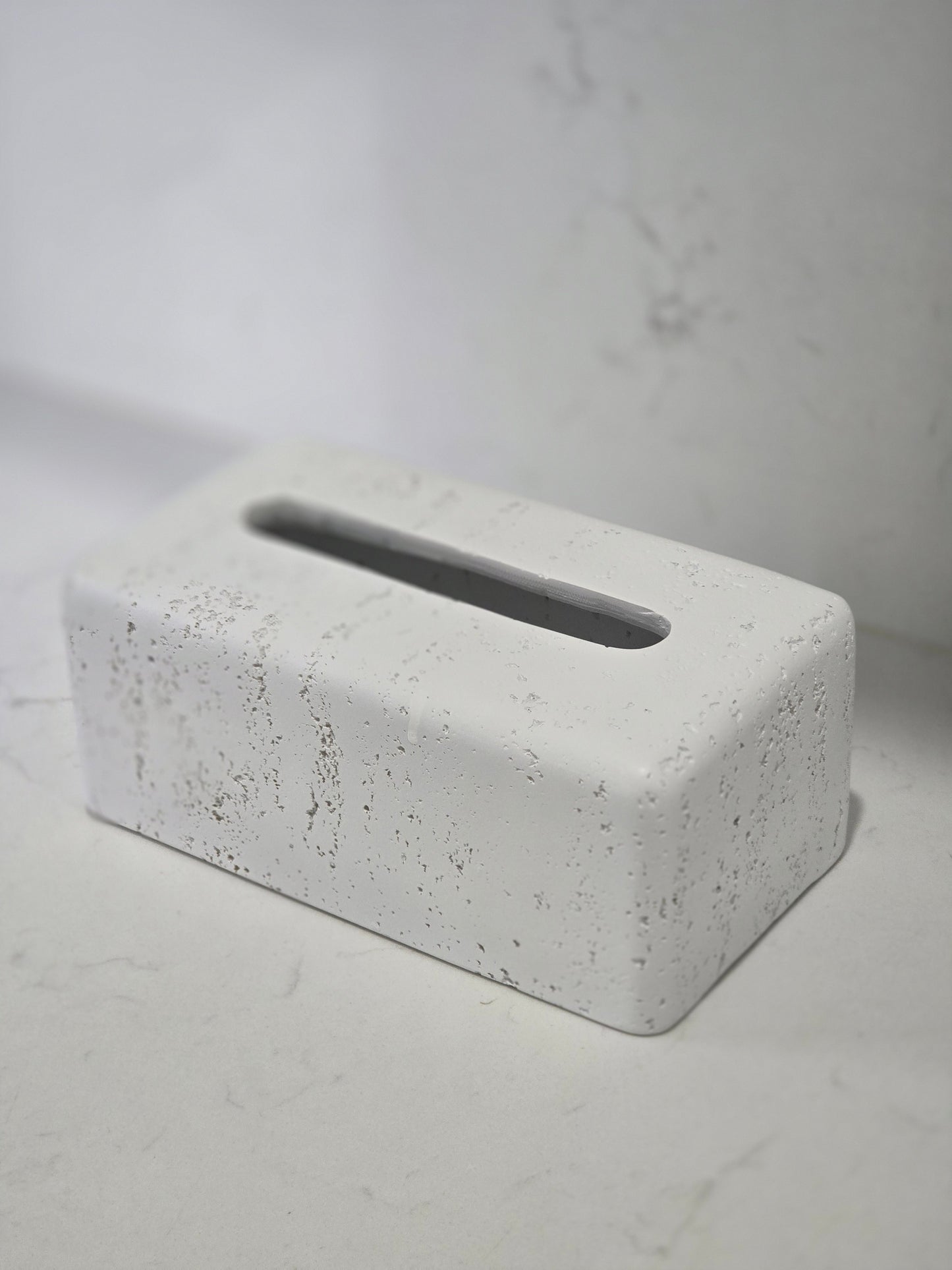 Tissue box