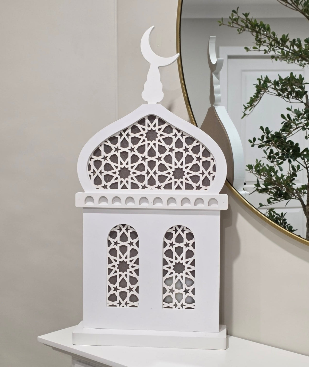 Rawdah light up mosque