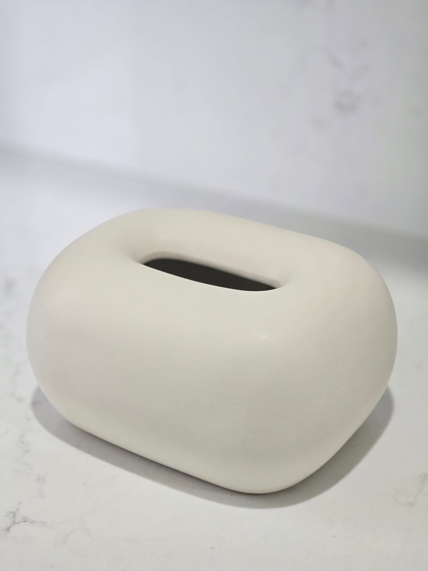 Tissue box