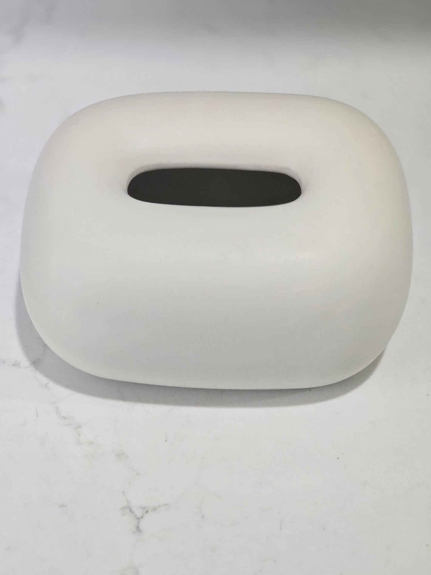 Tissue box