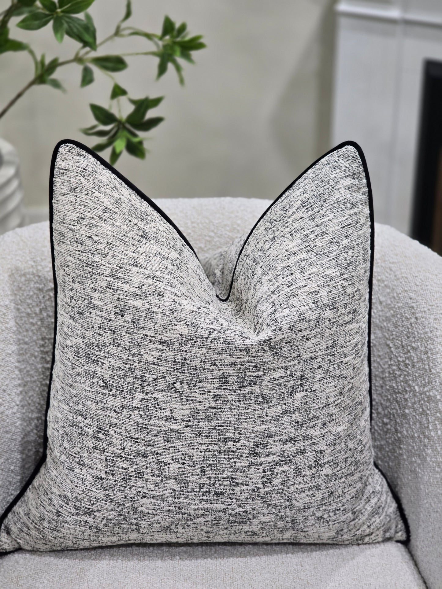 Charlotte cushion