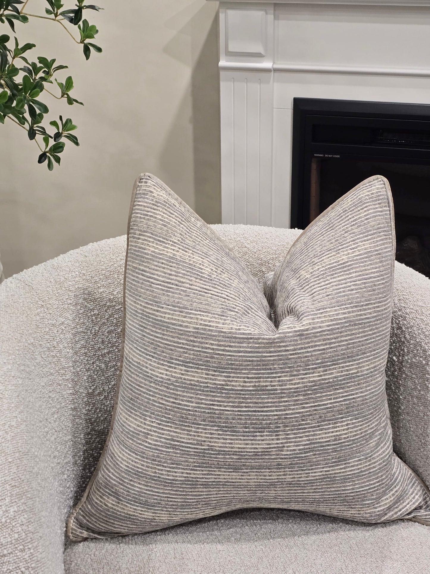 Kate cushion
