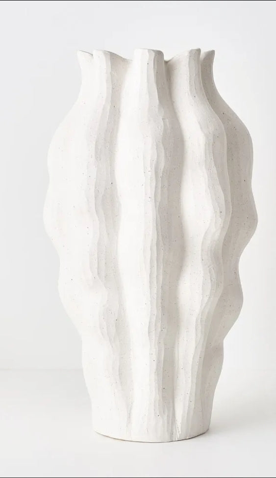 Eudora vase