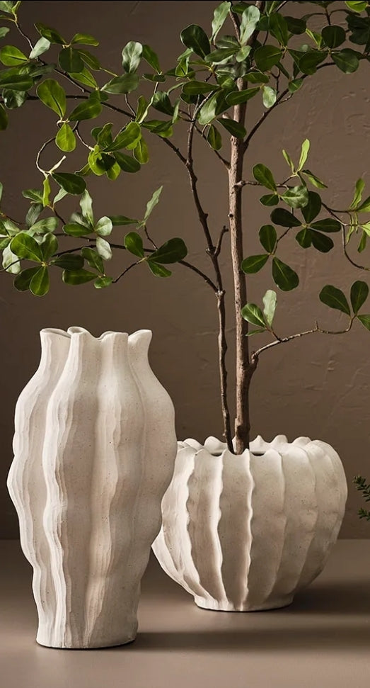 Eudora vase