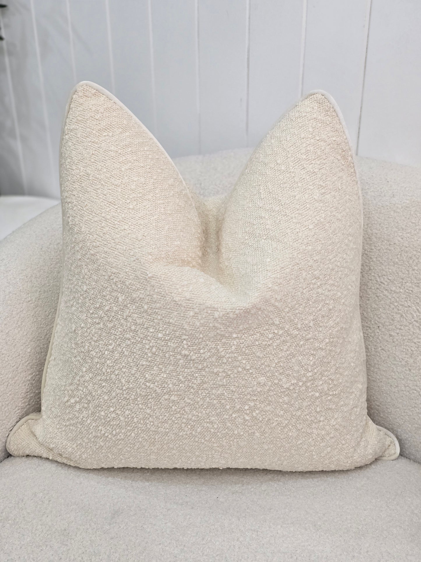 Ikara cushion