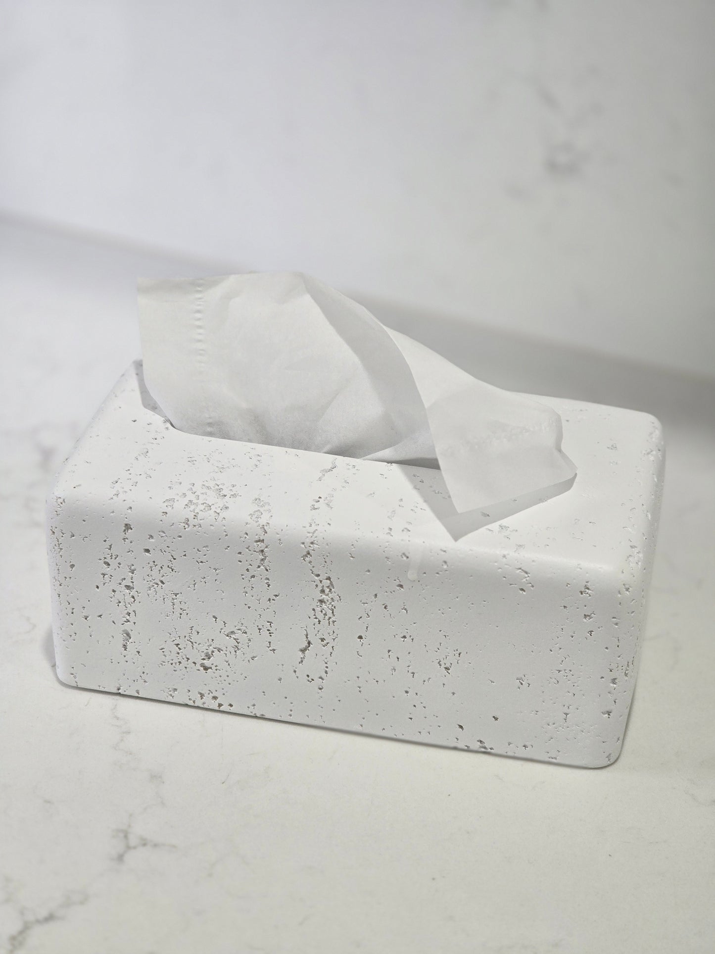Tissue box