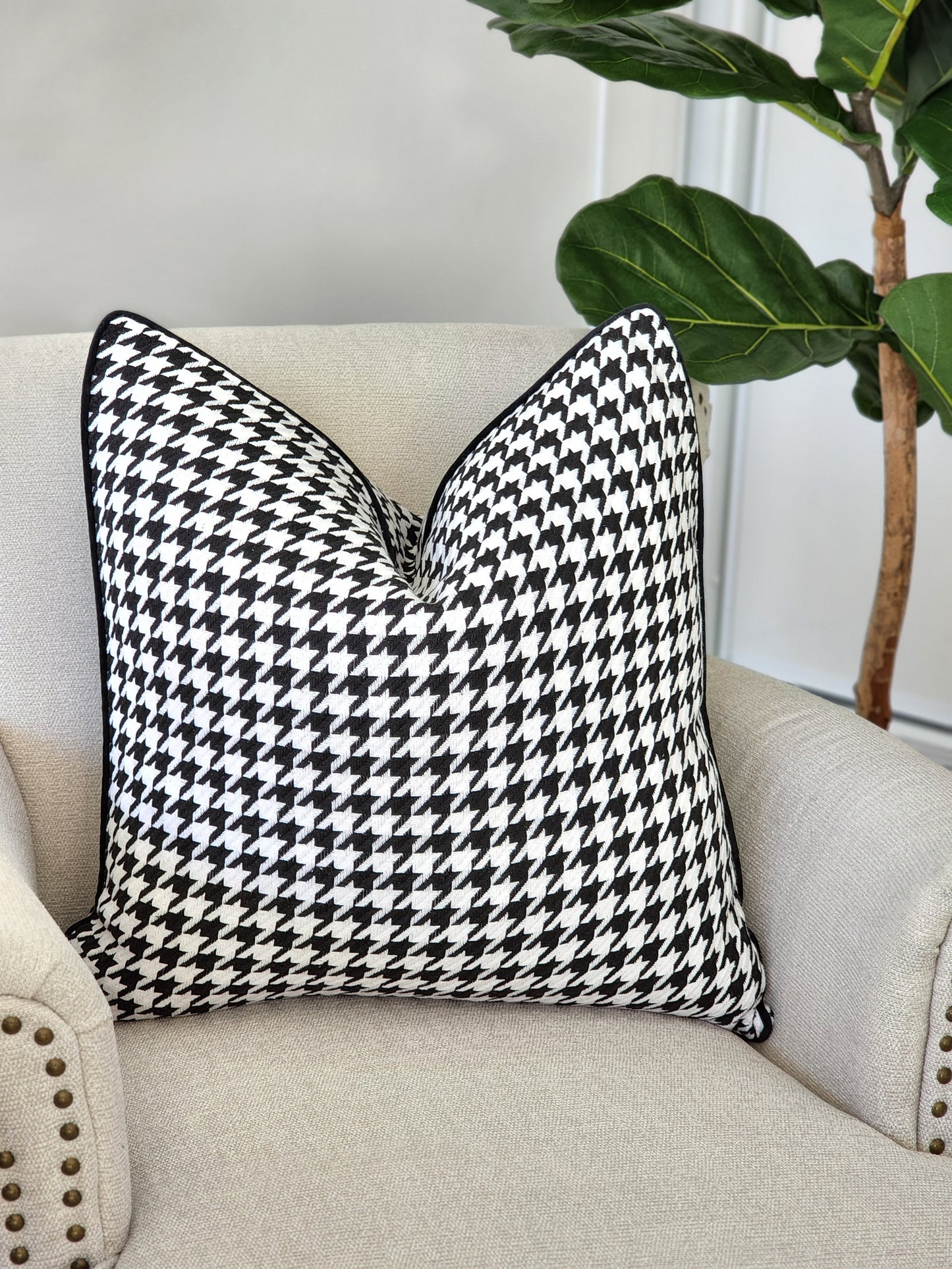 Alexa cushion