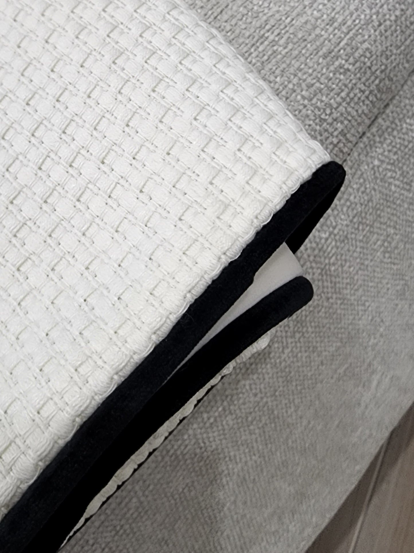 Viven White throw blanket /black piping