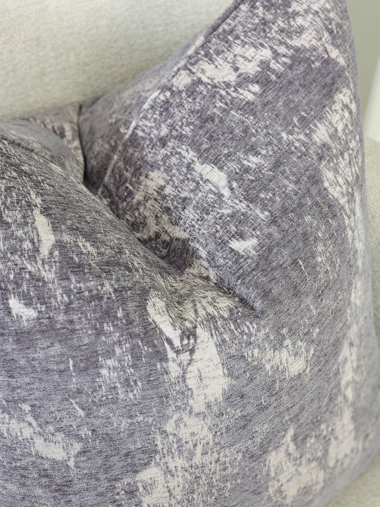Ash cushion