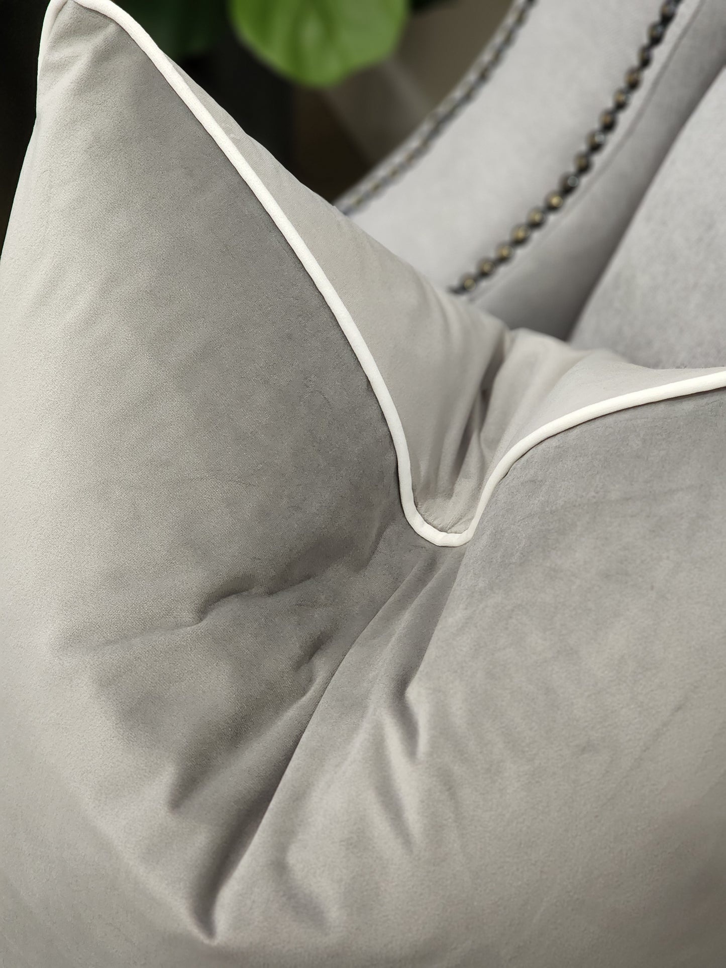 Amara cushion