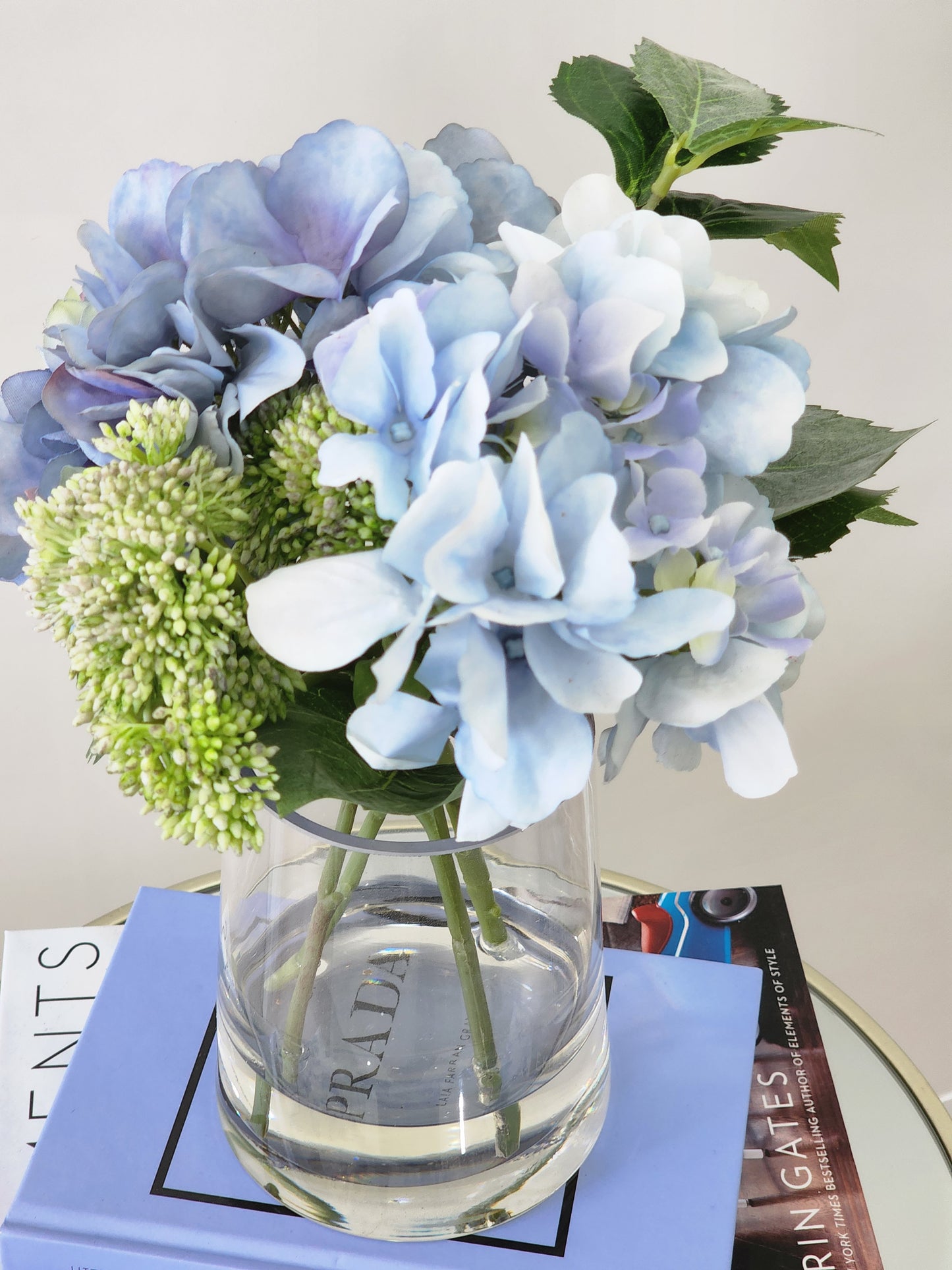 Hybird floral arrangement