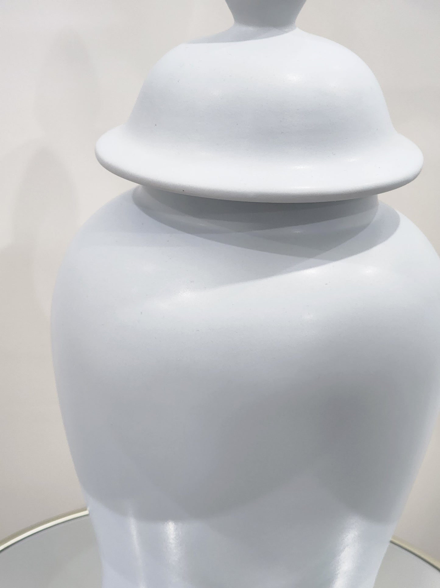Ashley ginger jar decor (small )