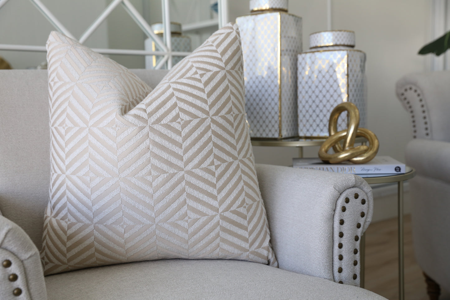 Pearl Textured Design Cushion