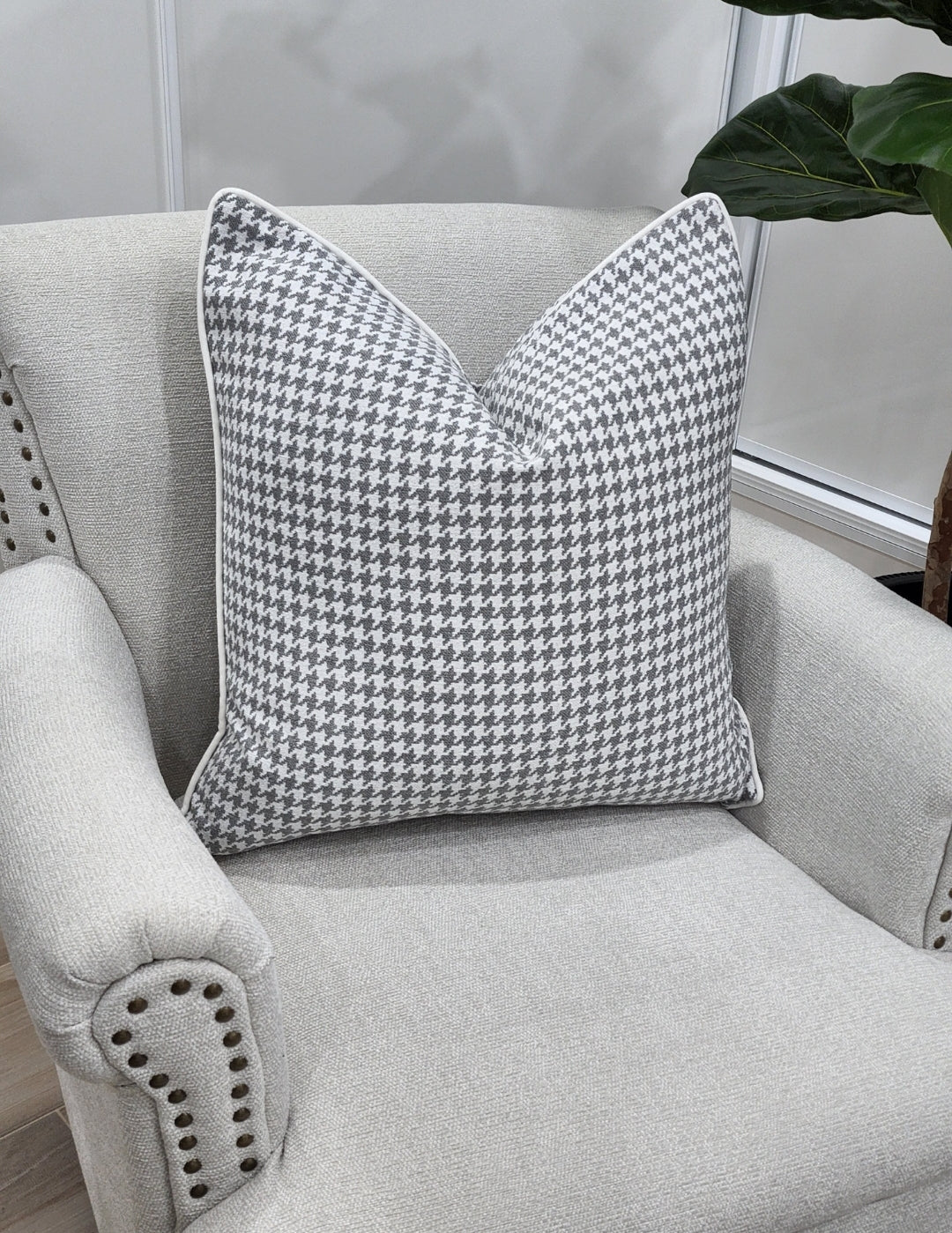 Zen (grey)cushion