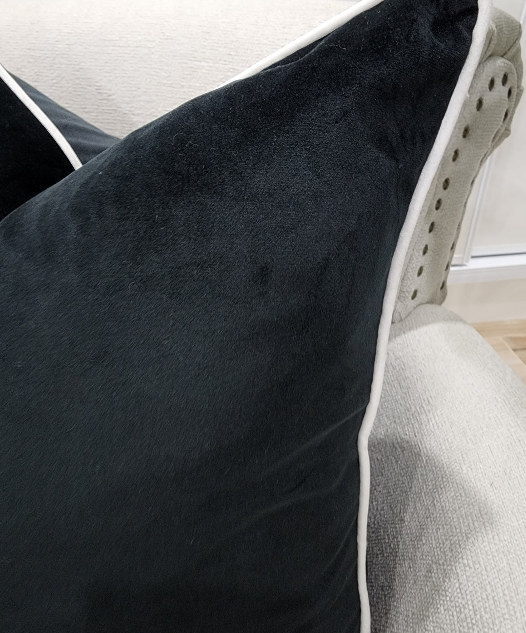 Dant'e cushion
