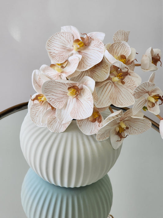 Rebeca flral arrangement