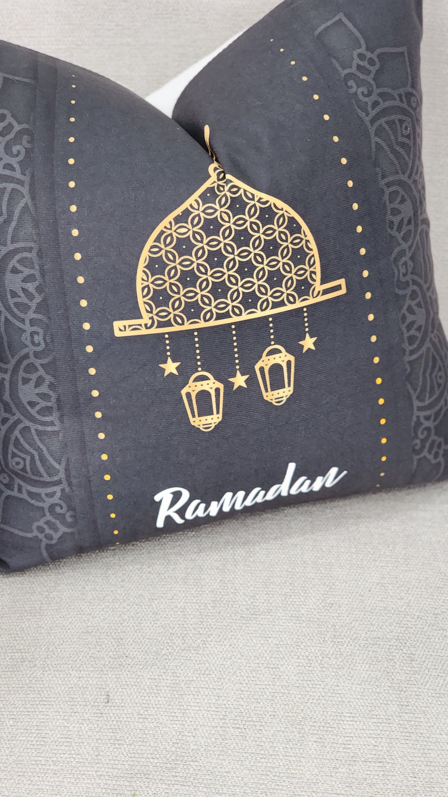 Ramadan black/gold cushion