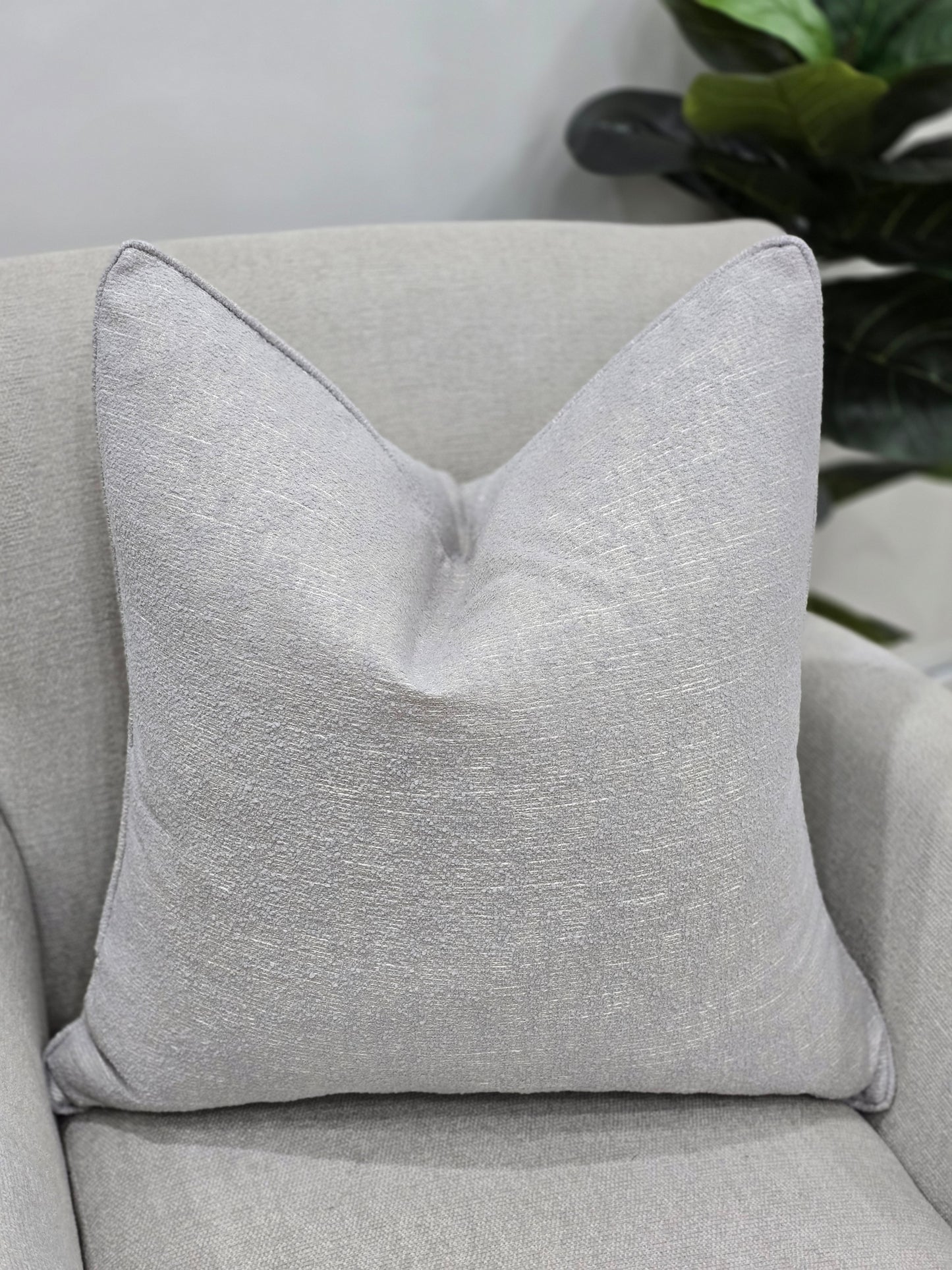 Ikka cushion