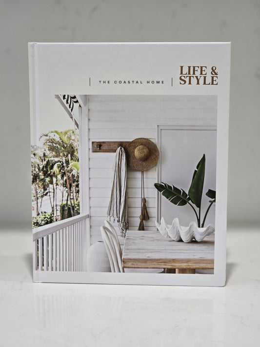 The coastal home life & style book