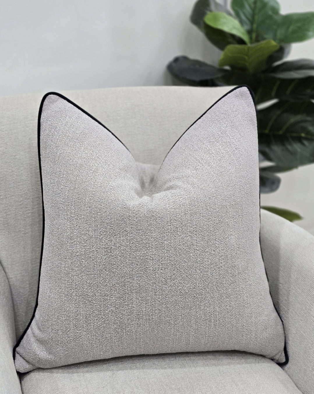 Araya cushion