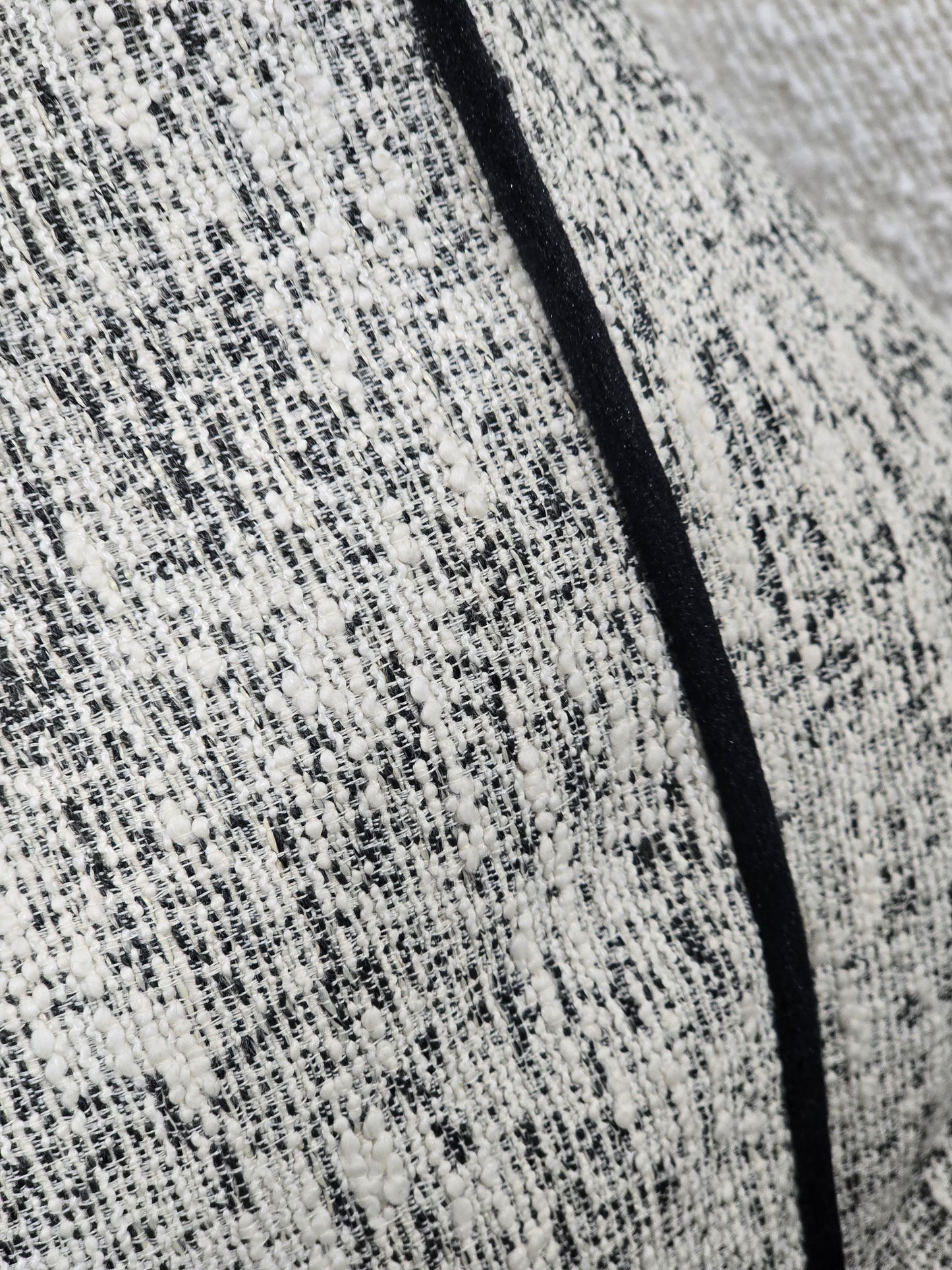 Charlotte cushion