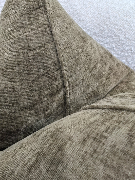 Harriet cushion