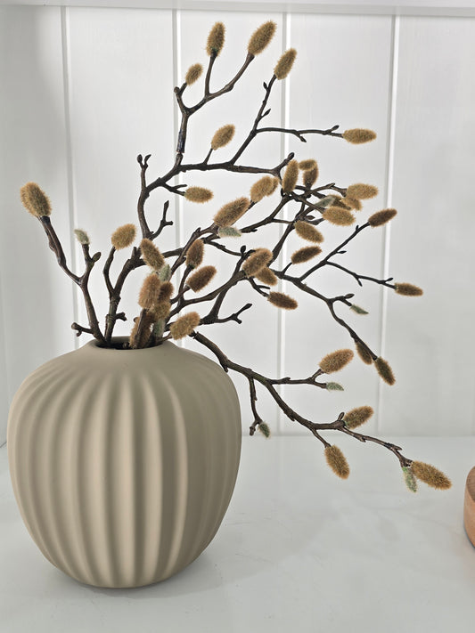 Belle magnolia                           floral arrangement