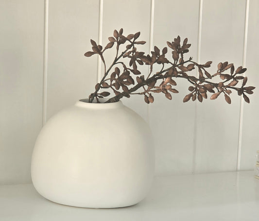 Rayna floral arrangement