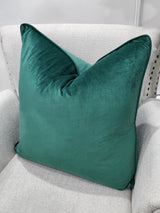 Cleo cushion