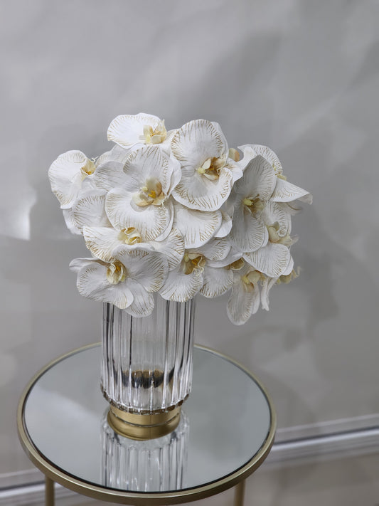 Mirvet floral arragement