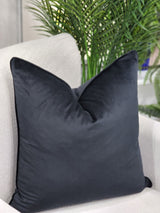 Black beauty cushion