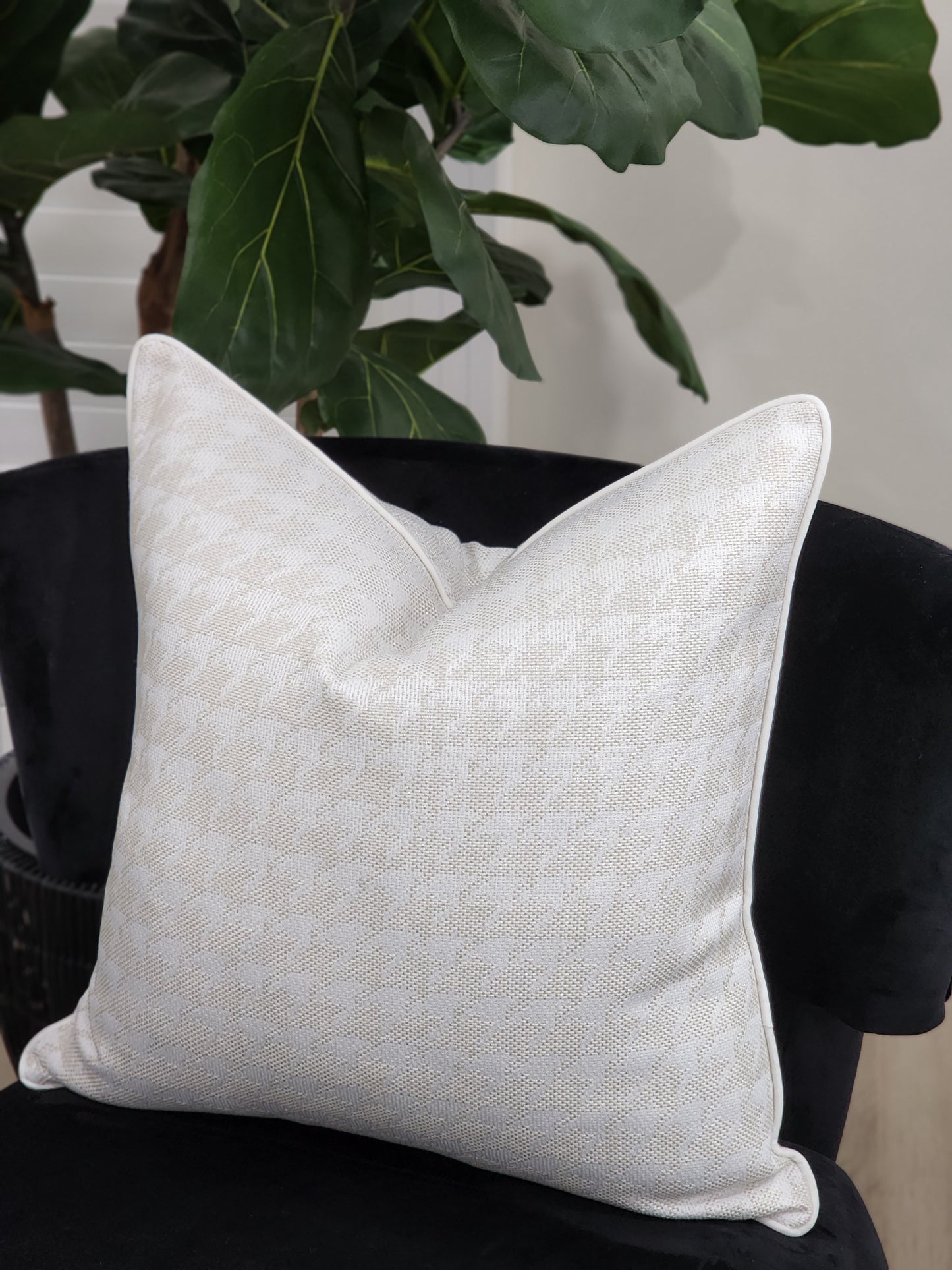 Penelope cushion