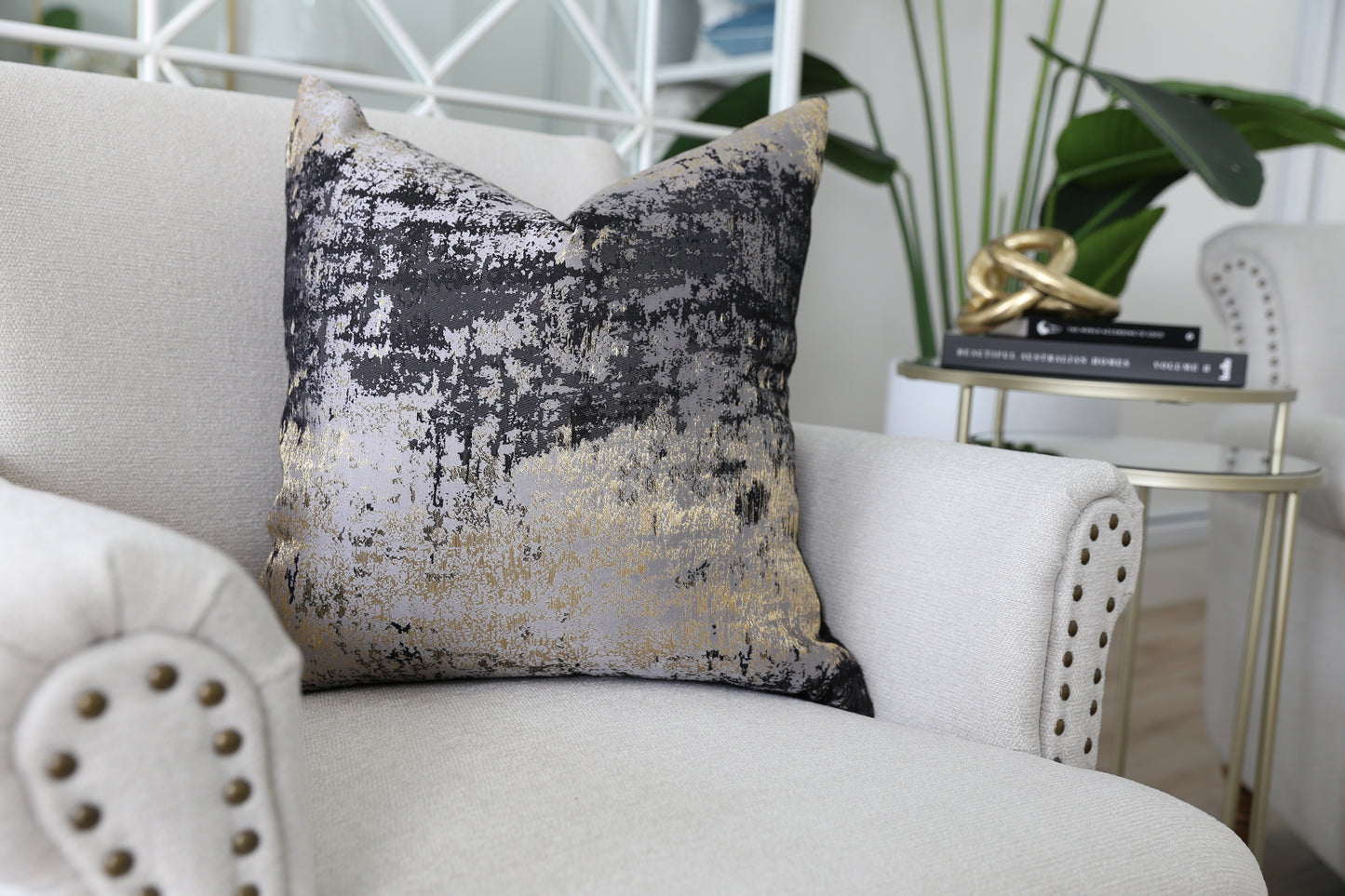 Luxe Cushion