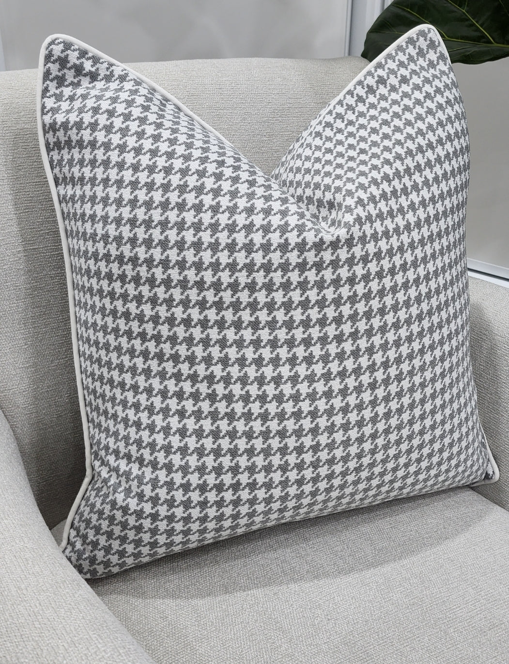 Zen (grey)cushion